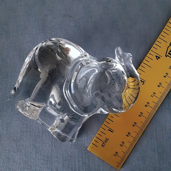 Lenox Fine Crystal Trunk Up Cute Elephant Paperweight Figurine - Picture 6 of 9